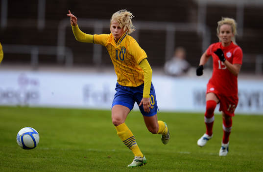 Sofia Jakobsson, Sverige