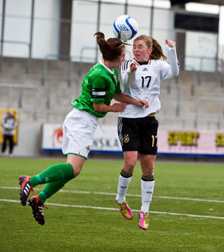 Simone Magill, Nordirland och Linda Dallmann, Tyskland