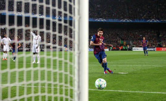 Lionel Messi, Barcelona gör 1-0
