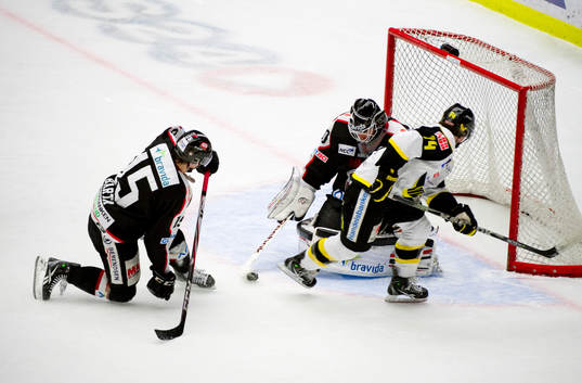 Broc Little, Västerås och Alexander Barta och Pontus