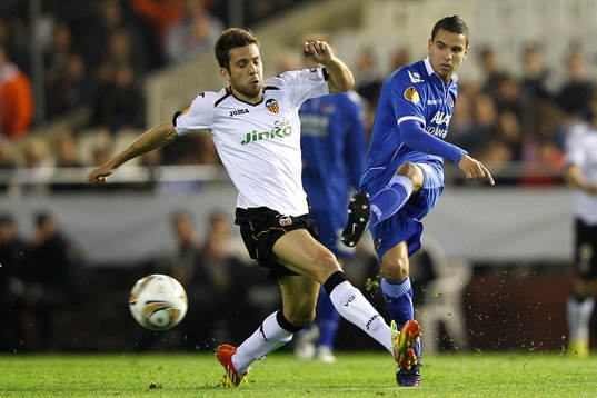 Jordi Alba,  Valencia  och Adam Maher, AZ