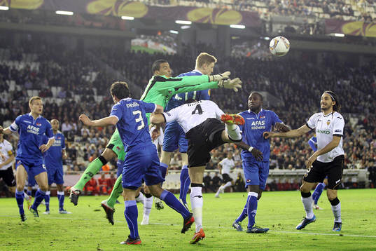 Esteban, målvakt, AZ, missar och Valencia gör 1-0