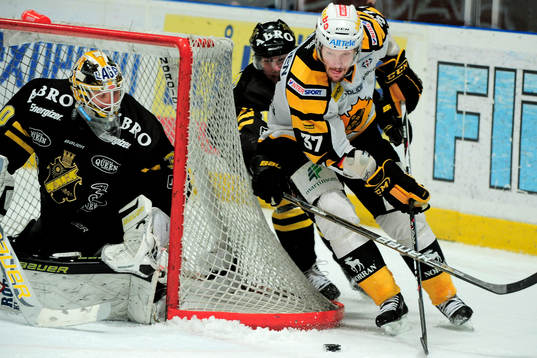 Lee Goren, Skellefteå utmanar Victor Fasth, målvakt, AIK