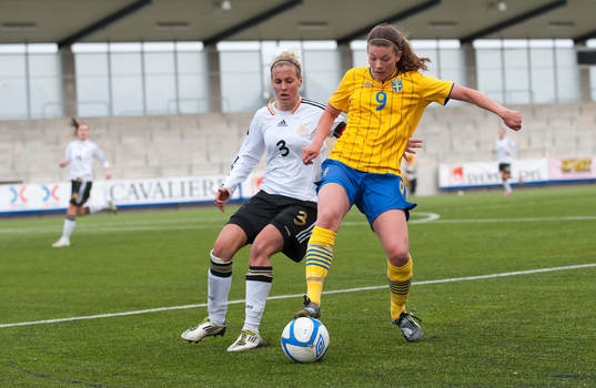 Jennifer Cramer, Tyskland och Petra Andersson, Sverige