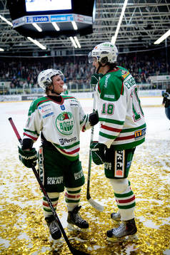 Stort jubel när Rögle spelat sista matchen och är klara