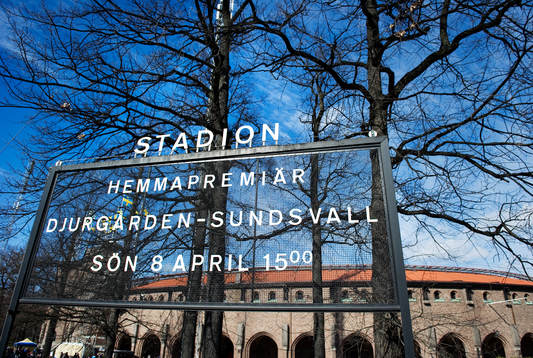 Stockholm Stadion, exteriör, hemmapremiär