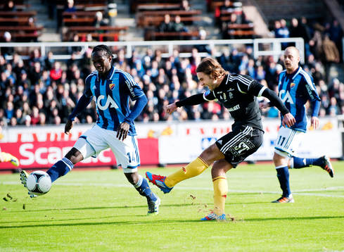 Simon Helg, Sundsvall, skjuter