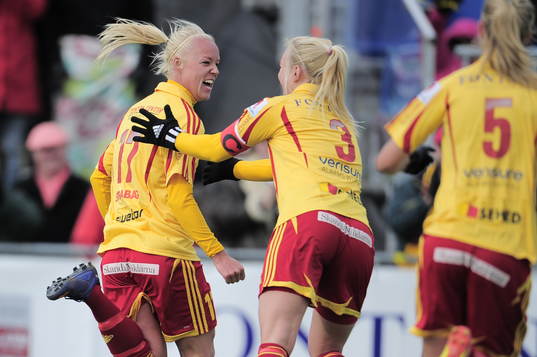 Madeleine Edlund, Caroline Seger och Lisa Dahlqvist, Tyresö