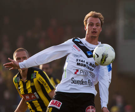 Mattias Östberg, Häcken.  Pär Ericsson, Mjällby