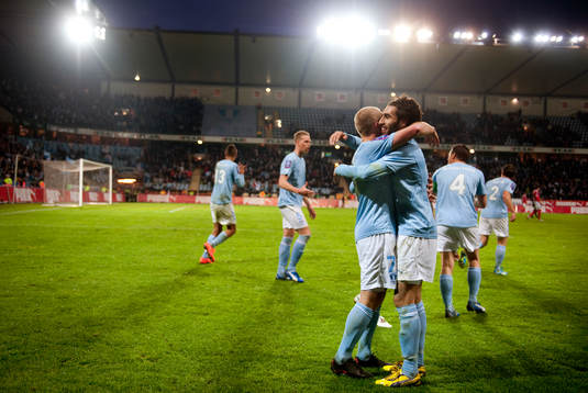 Daniel Larsson, Jimmy Durmaz, Malmö FF jubel, kram