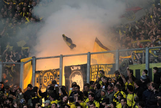 Bläddra bland fler bilder av Fotboll, Bundesliga, Schalke - Dortmund