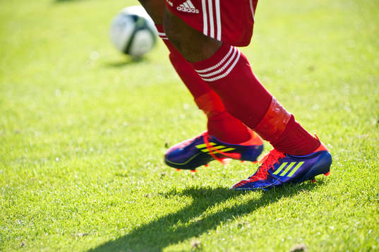 Skor, Fotbollskor, Adidas. Genre