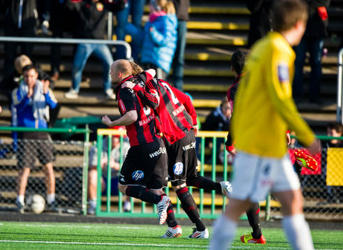 Nicklas Carlsson, Brommapojkarna, jubel