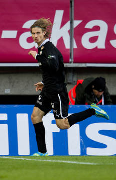 Tobias Grahn, Örebro, gör 1-2, jubel