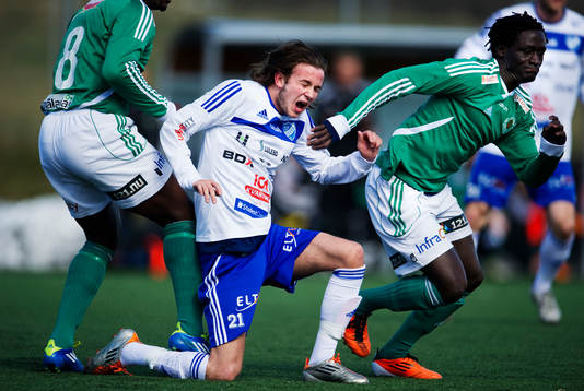 Robin Östlind, IFK Luleå, stoppas