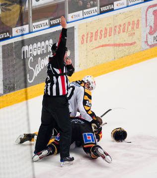 Domare, bråk, slagsmål