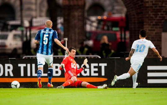 Jiloan Hamad, Malmö spelar in 2-0