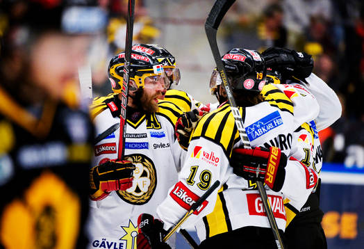 Jubel bland Brynäs spelare