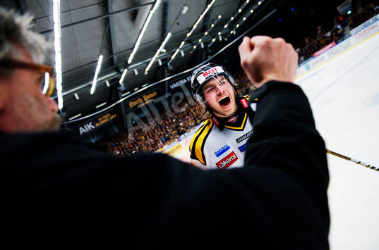 Calle Järnkrok, Brynäs, jubel