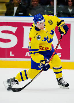 Nicklas Danielsson, skjuter