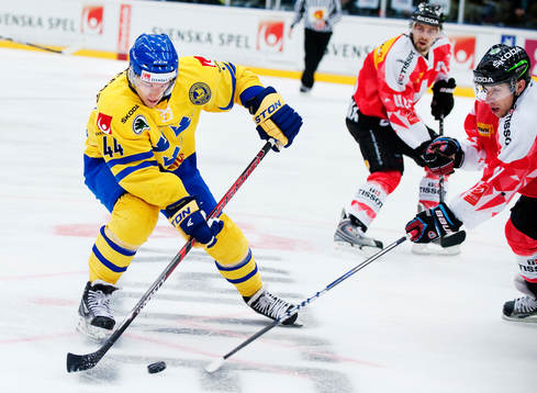Nicklas Danielsson, Sverige