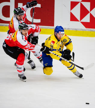 Romain Loeffel och Damien Brunner, Schweiz, utmanar Fredrik