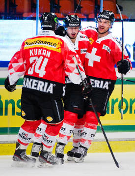 Dean Kukan, Daniel Rubin och Morris Trachsler, Schweiz,