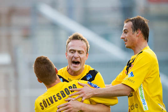 Bläddra bland fler bilder av Fotboll, allsvenskan, Mjällby - Djurgården