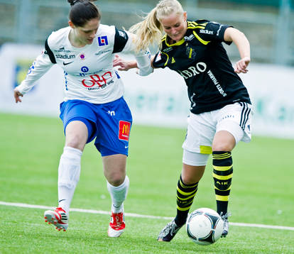 Linda Hallin, Örebro och Therése Boström, AIK