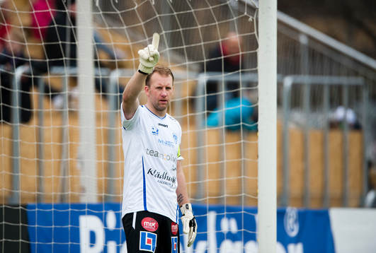 Henrik Gustavsson, målvakt