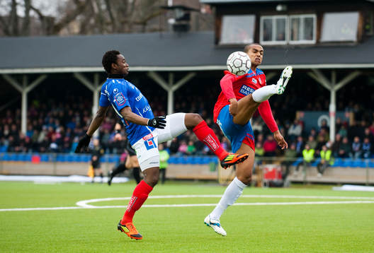 Alain Junior Ollé Ollé, Åtvidaberg och Walid Atta,
