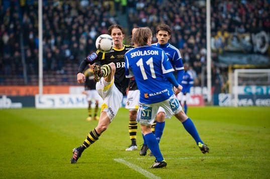 Martin Lorentzson, AIK och Ari Freyr Skulason, Sundsvall