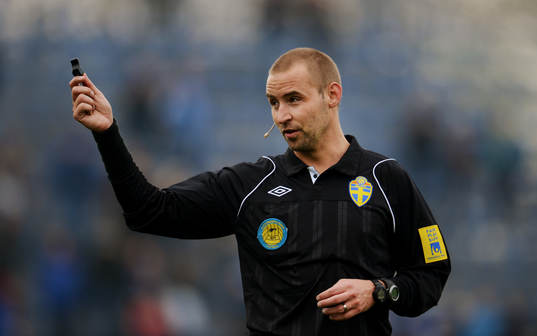 domare Jim Petersson, pipa, visselpipa