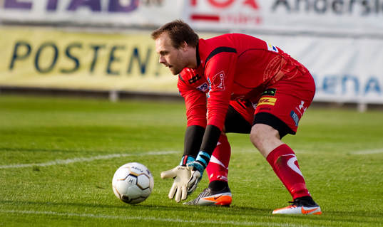 Fredrik Persson, målvakt