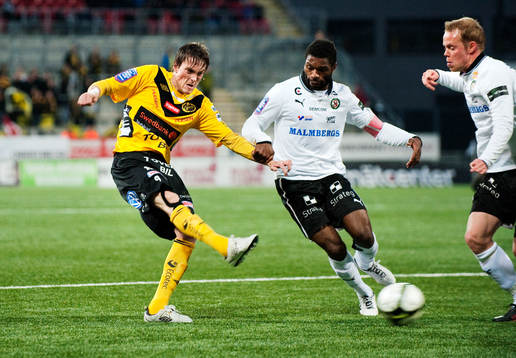Lasse Nilsson, Elfsborg, skjuter