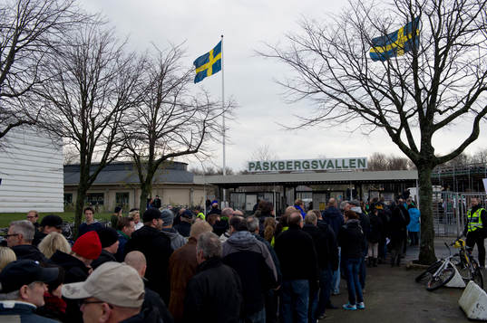 Mycket folk på Påskbergsvallen