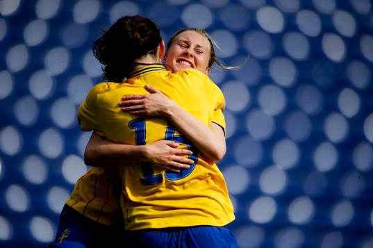 Fanny Andersson, Linda Hallin, Sverige jubel