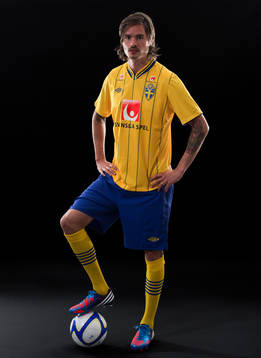Mikael Lustig, Sverige