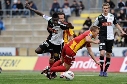Johan Arneng, Syrianska  och Dioh Williams, Häcken