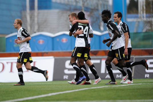 René Makondele, Häcken avgör med 1-2 i andra halvlek