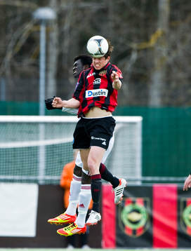 Kwame Amponsah Karikari, Degerfors och Gabriel Petrovic,
