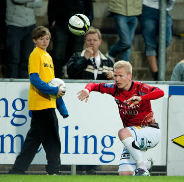 Mattias Adelstam, inkast, döms bort till Halmstad