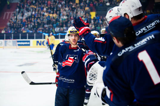 Jim Slater, USA, gjorde 0-1