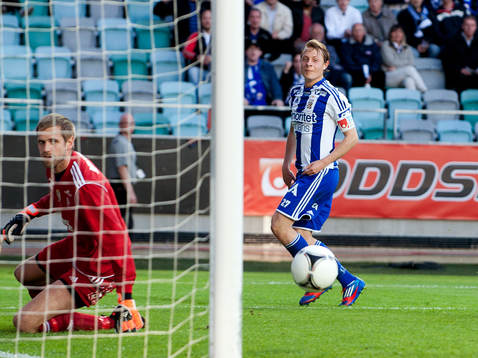 Joel Allansson, IFK Göteborg, gör 2-0 bakom Oscar