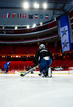Spelarna tränar i Globen