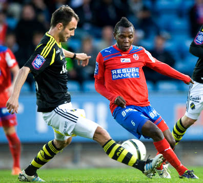 May Mahlangu, Helsingborg och Helgi Danielsson, AIK