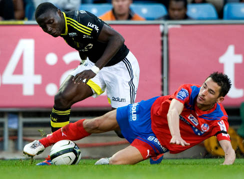 Loret Sadiku Helsingborg och Alhassan Kamara, AIK