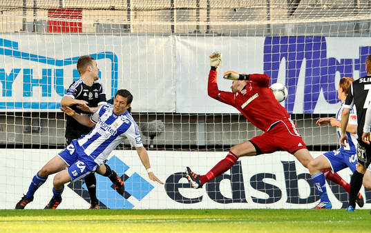 Hannes Stiller, Göteborg gör 1-0 bakom Sundsvalls