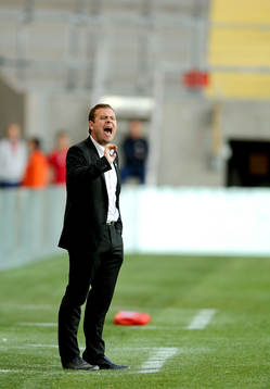 Mikael Stahre, tränare