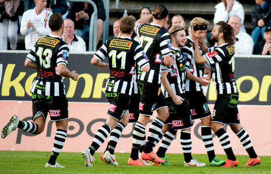 Fredrik Karlsson, Landskrona gör 2-0. Jubel